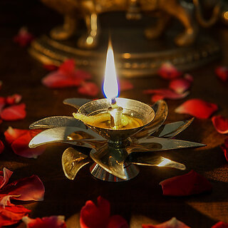 Metal Diya Star Diya Pooja Oil Lamp for Home Decor Diwali and New Year Gift Iron Table Diya(Height: 1.5 inch) view 2