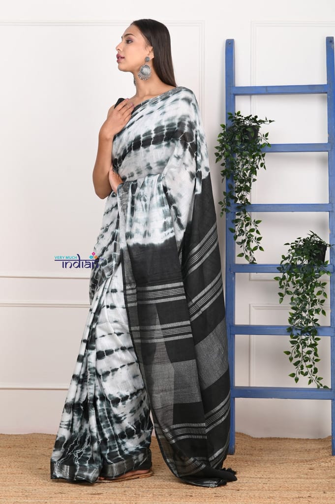 EXCLUSIVE! Handmade Tie and Dye Cotton White- Black Lehriya Saree By Women Weavers view 2