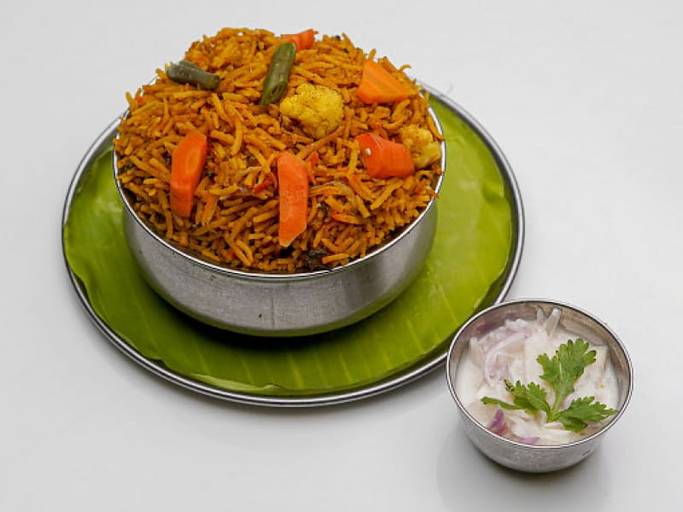 (half) veg biryani