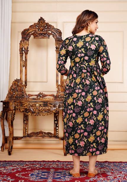 Women Printed Cotton Blend Anarkali Kurta (Black) view 2