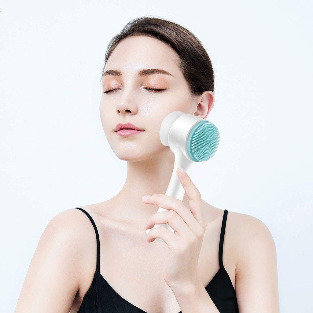 Silicone Manual Dual Face Wash Brush | Deep Pore Exfoliator & Massager | Gentle Scrub for Men & Women (Original Quality) view 2