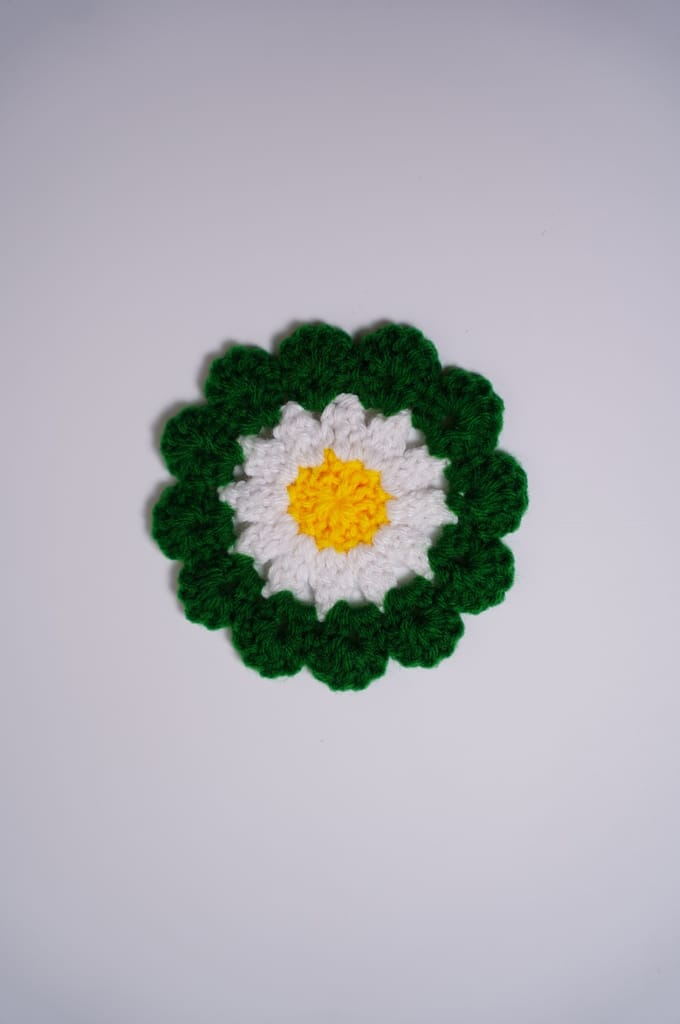Handwork Crochet Daisy Flower view 2
