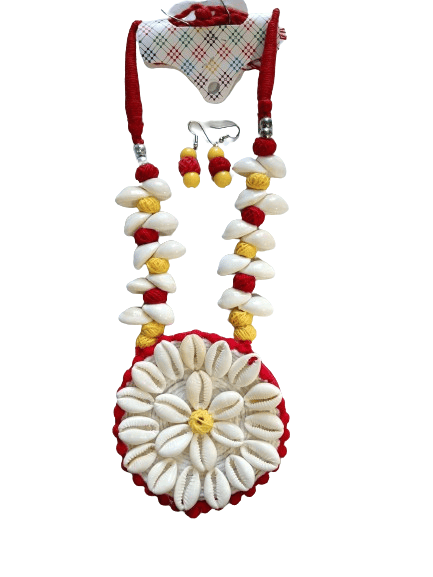 Handmade ladies kori necklace with earrings view 2