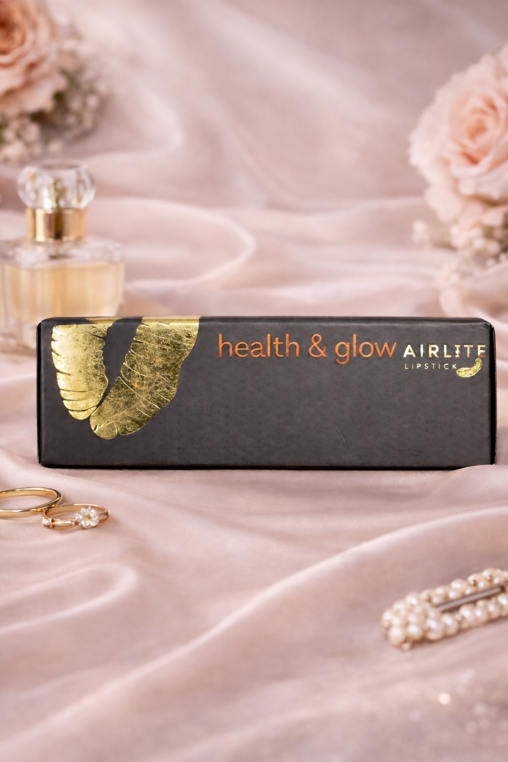 Health & Glow Airlite Lipstick Candid BL239 view 2