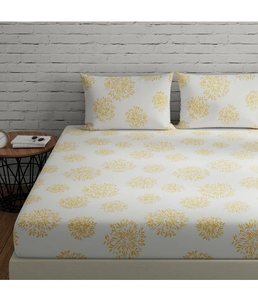 HIDECOR Microfiber 1 Double King Bedsheet with 2 Pillow Covers ( White ) view 2