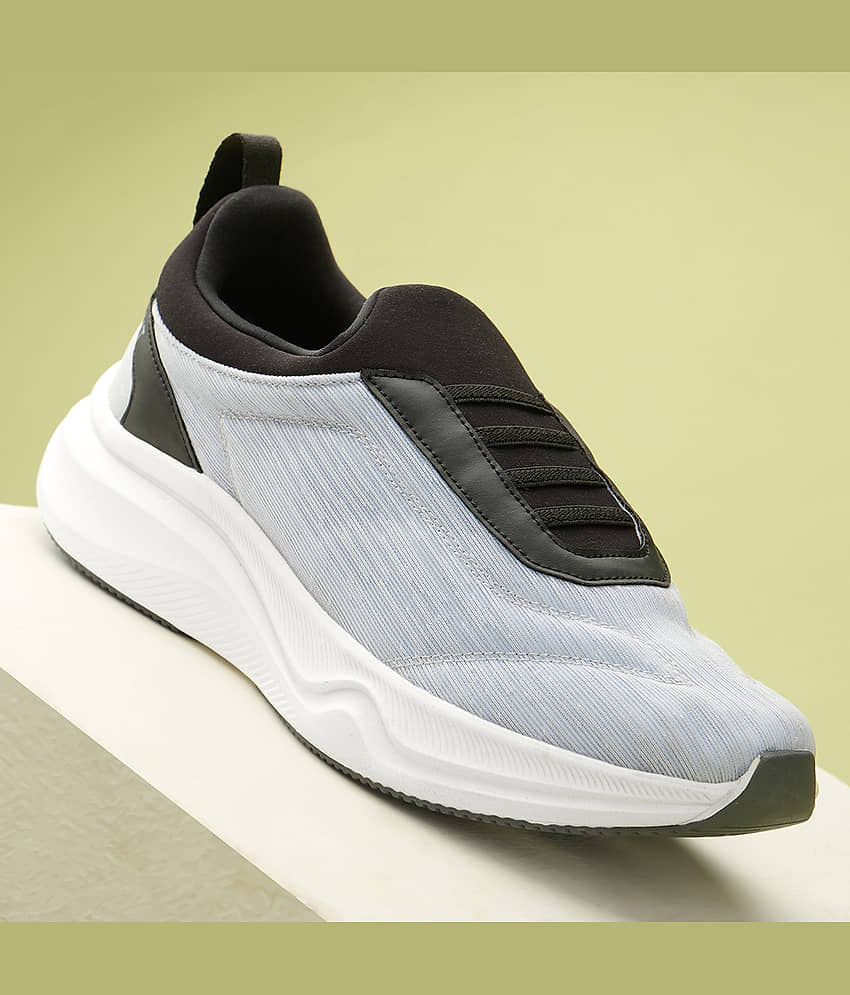 Avant Brezza Gray Men's Sports Running Shoes view 2