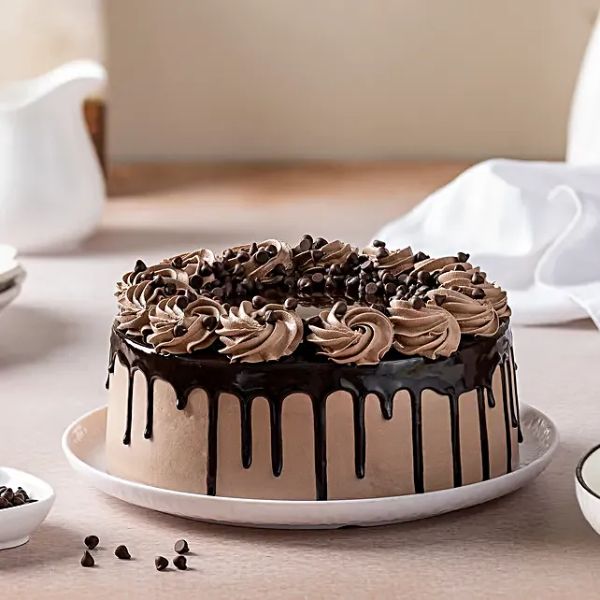 Cream Drop Chocolate Cake 1 Kg view 2