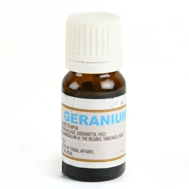 Geranium Oil (10 Ml) view 2