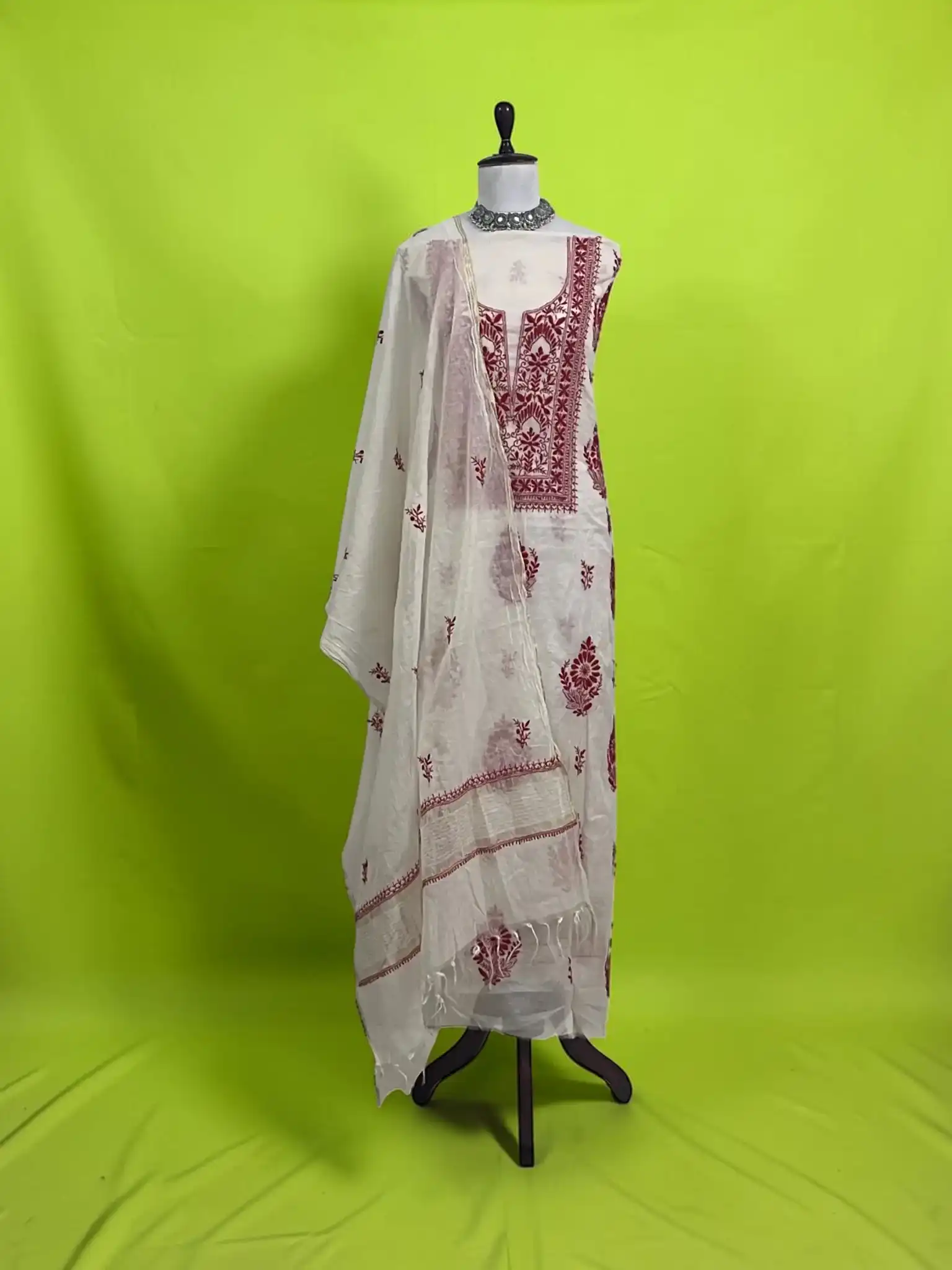 Hand-Embroidered Lucknow Chikankari Mul Cotton Unstitched Dress Material