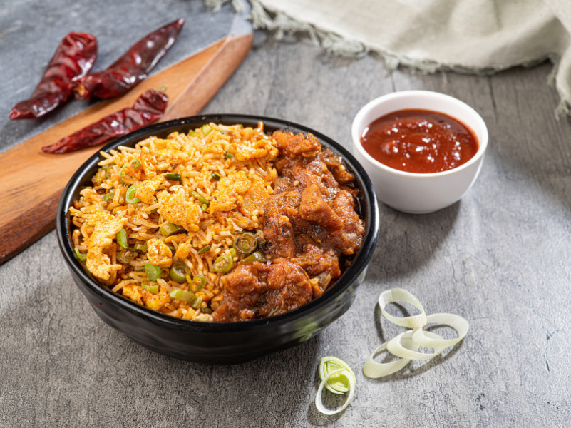 Egg schezwan fried rice + chilli chicken