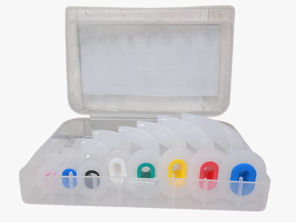 DESCO Easy Cleaning/Smooth Airway Path Guedel Airway Box