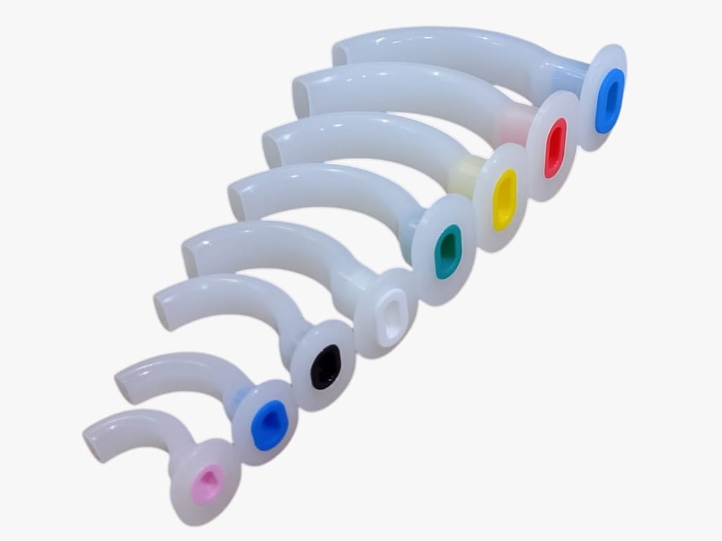 DESCO Easy Cleaning/Smooth Airway Path Guedel Airway Box view 2