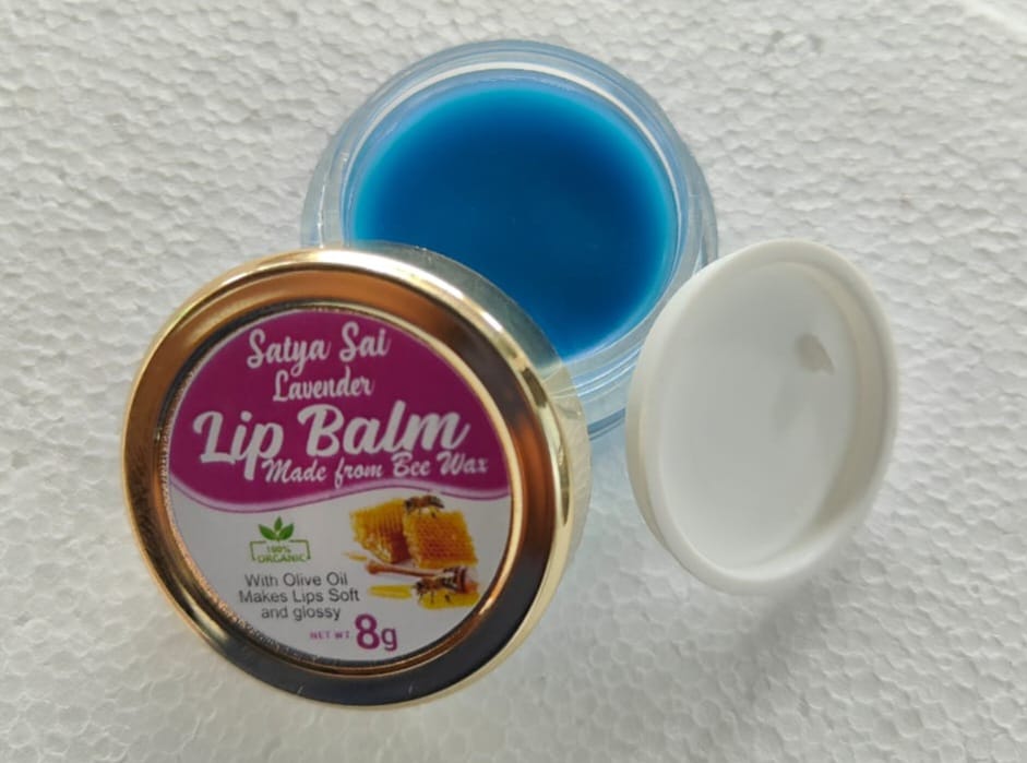 Lavender Lip Balm 8Gm view 2