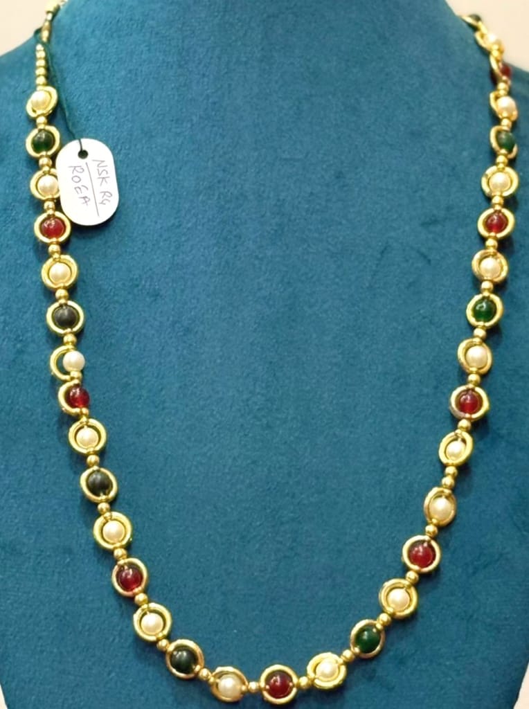 singal strand golden frame chain necklace with tricolour pearl and stone combo view 2