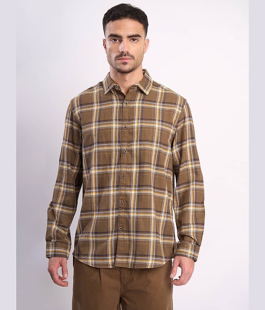 Bene Kleed Cotton Blend Relaxed Fit Checks Full Sleeves Men's Casual Shirt - Brown ( Pack of 1 ) view 2