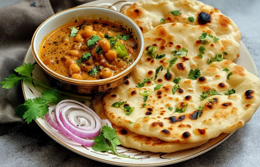 Chole (masala) kulche