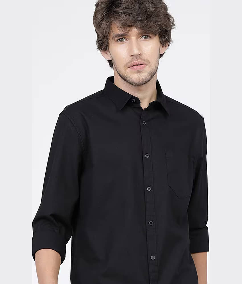 VILLAIN Cotton Blend Slim Fit Solids Full Sleeves Men's Casual Shirt - White ( Pack of 1 )