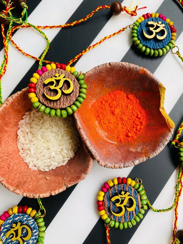 Atoot Bandhan Om Rakhi - 1 piece view 2