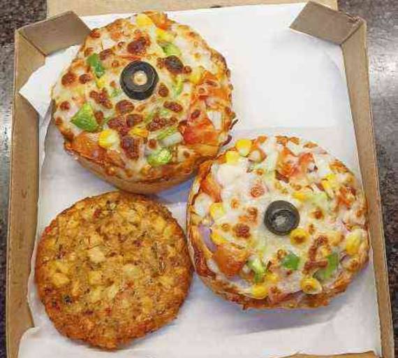 Spl. Burgerry Pizza
