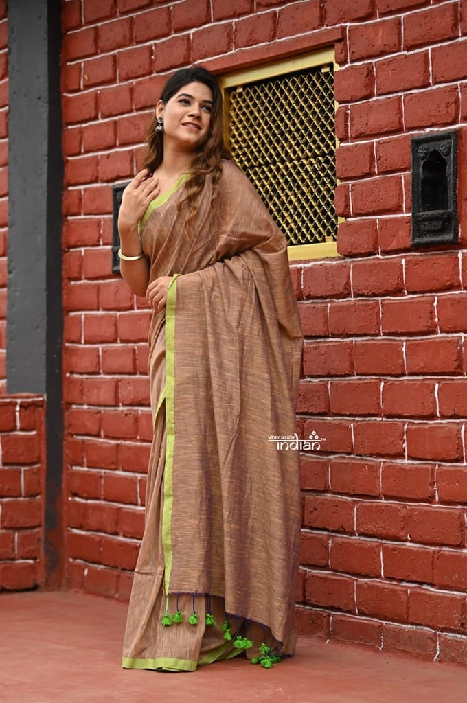 Pure Cotton Handloom Sarees with Intricate Borders~ Beige view 2