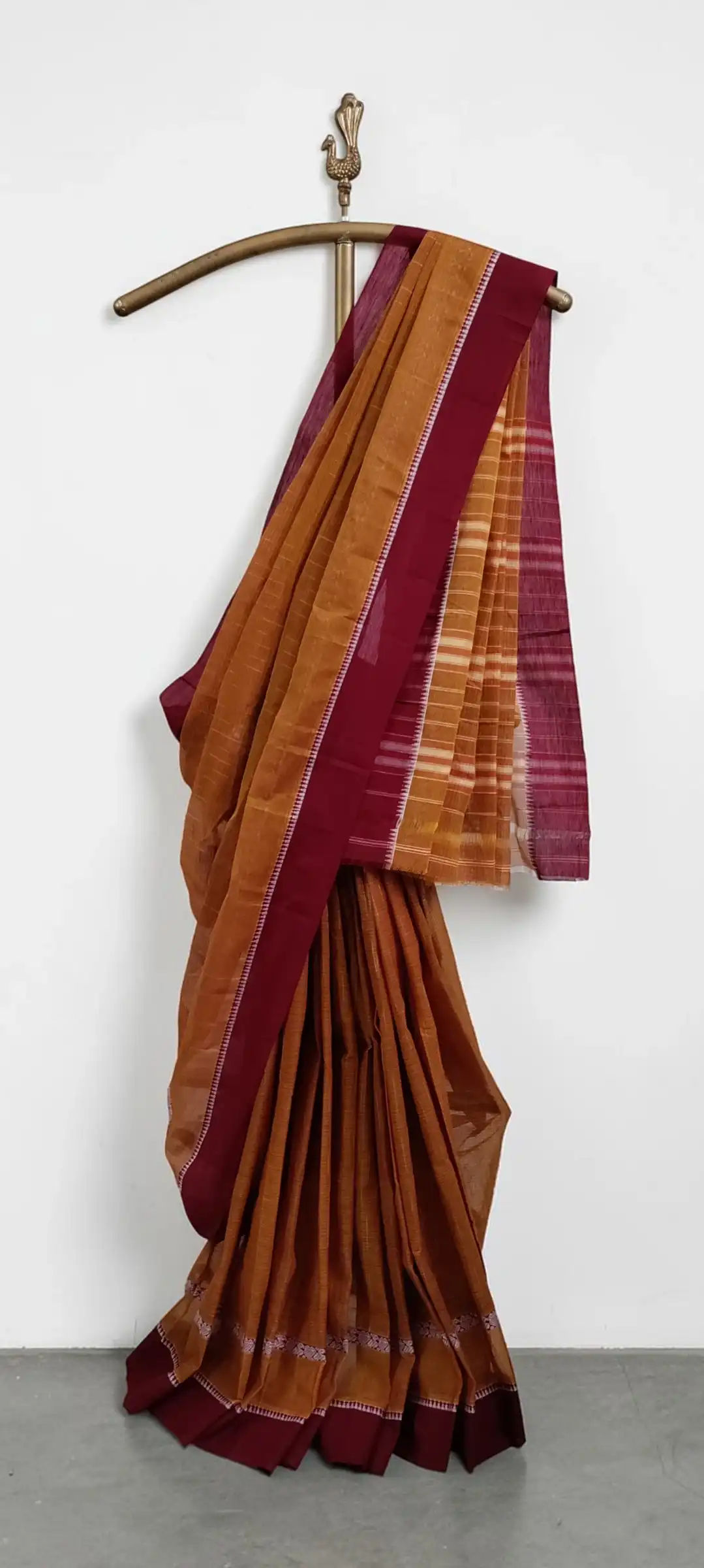 Narayanpet Handloom Cotton Saree in Mustard with Chikki Paras Border view 2