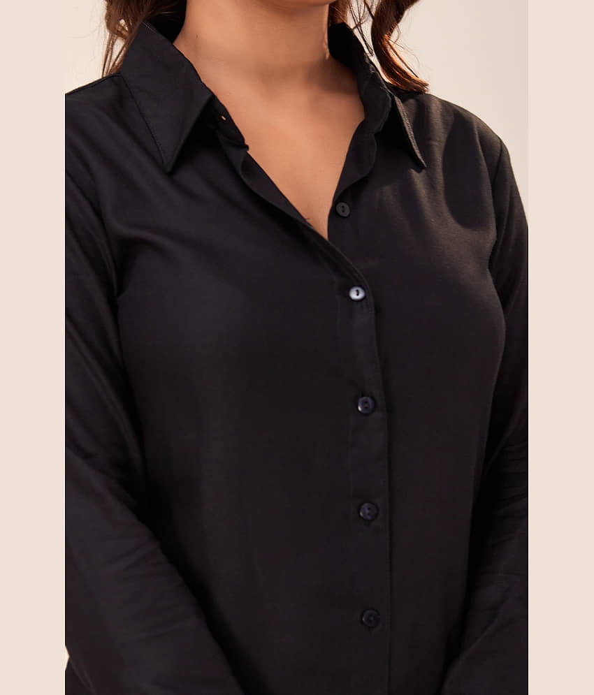 NeshamaKurti Women Solid Satin Shirt ( White ) view 2