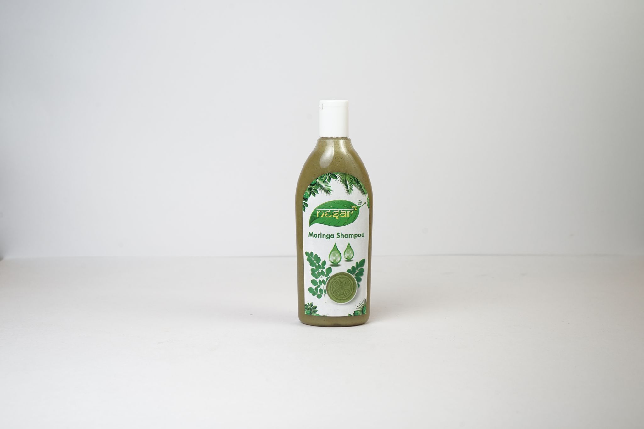 Moringa Shampoo view 2