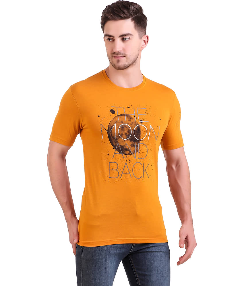 Bravezi Pack of 1 Cotton Blend Slim Fit Men's T-Shirt ( Yellow ) view 2