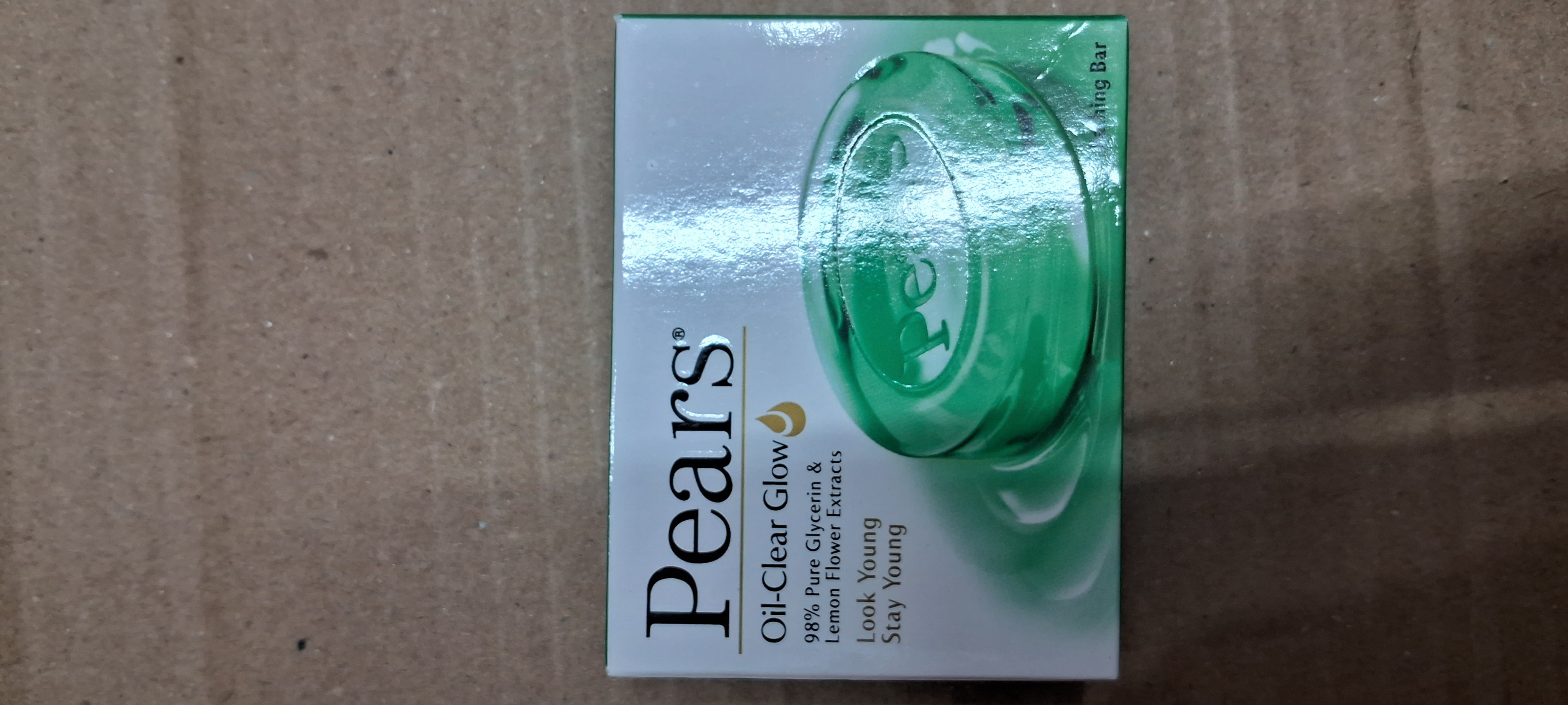 Pears oil clear glow soap