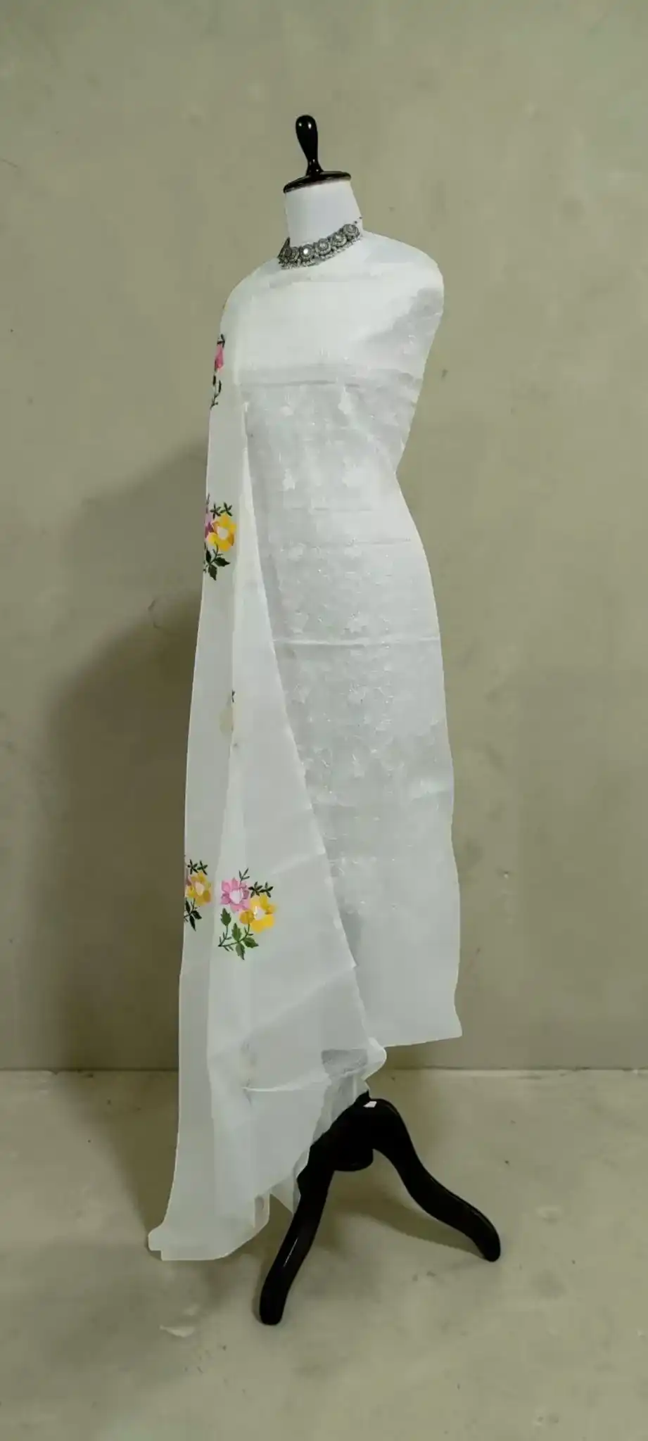 Kota Doria Dress Material with Hand-Embroidered Floral Jaal view 2