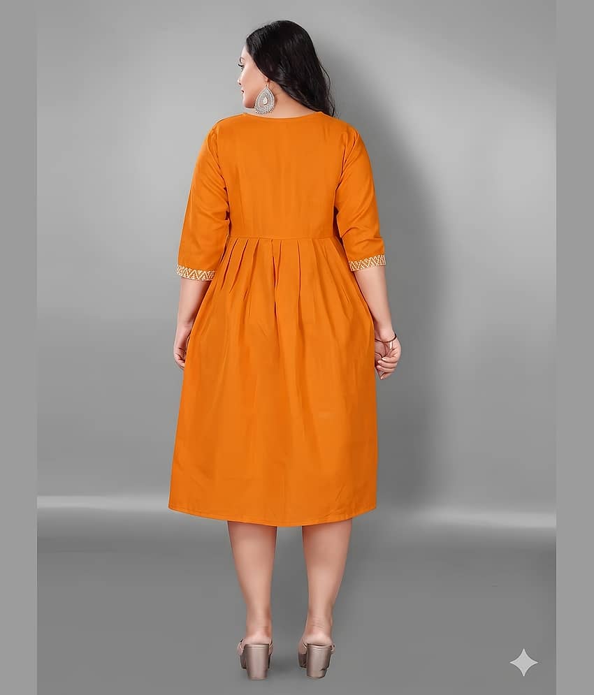 Hetsa Women Cotton Blend Embroidered Anarkali Kurti ( Orange ) view 2