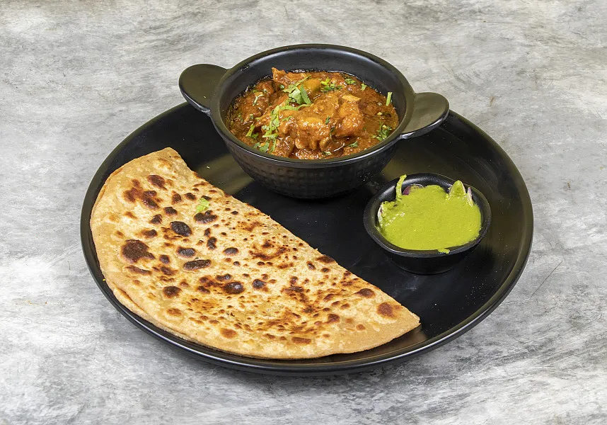 1 Ghee Paratha With Chicken Masala [2 Pieces]