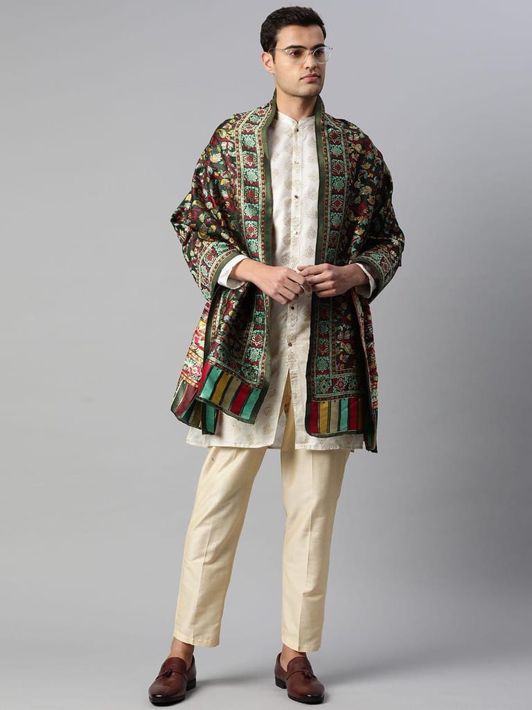 Men Green and Gold Toned Pure Cotton Dupatta With Embrodried Woven Design view 2