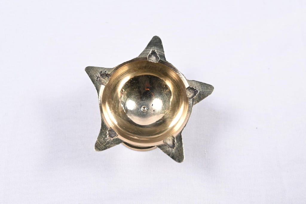 "Traditional Indian Brass Oil Lamp - Diya" pack of 2 view 2