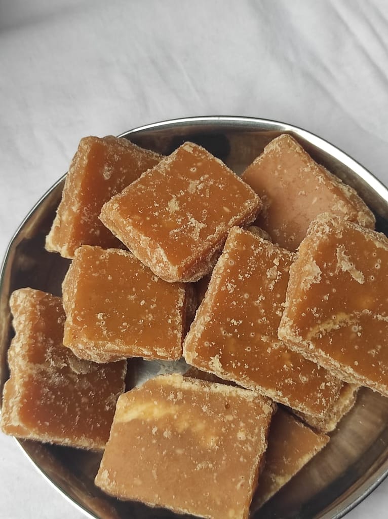 Plain Gur jaggery 1 kg view 2