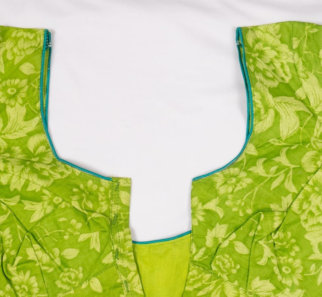 Green Floral Print Cotton Saree Blouse view 2