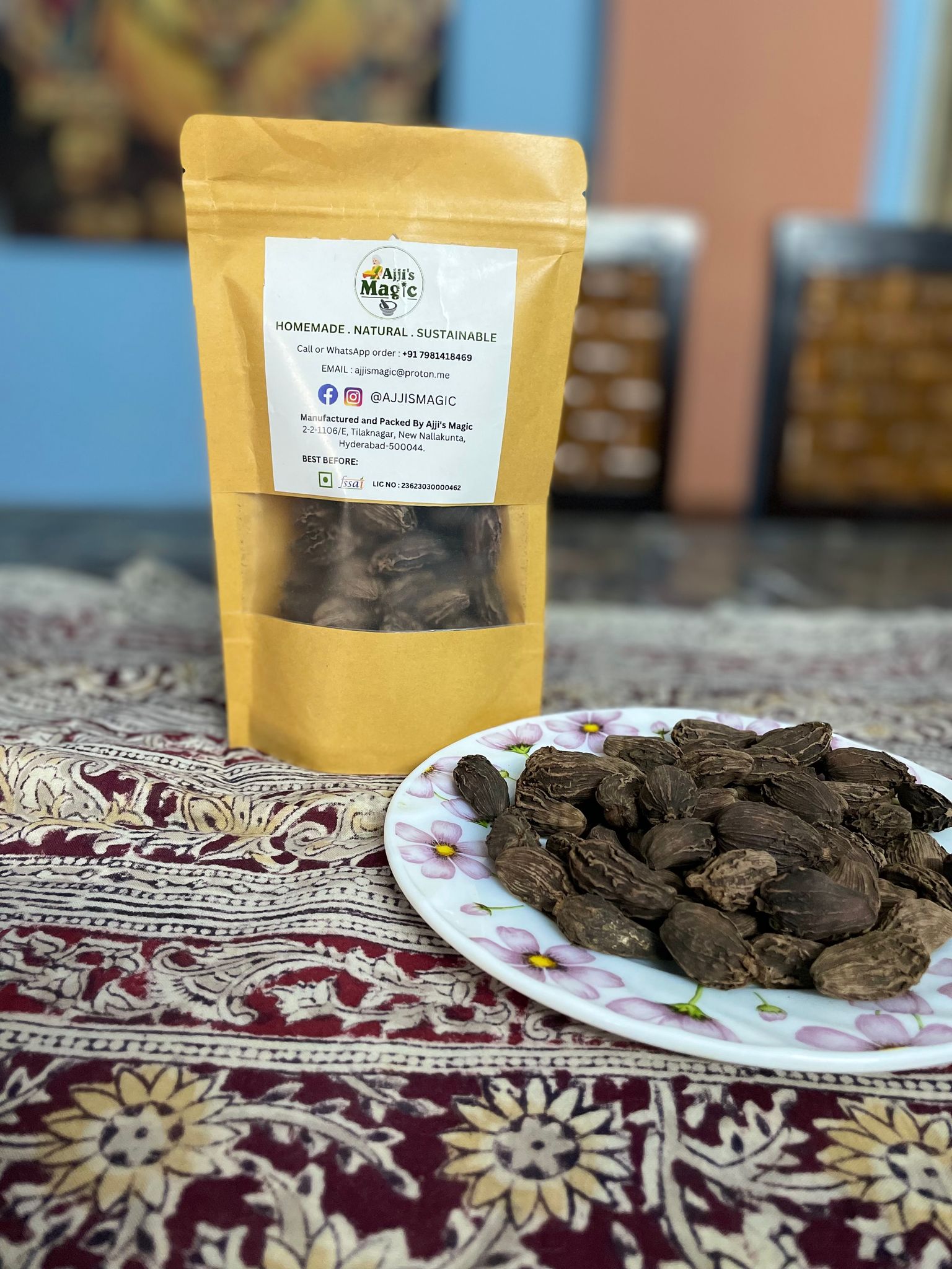 Ajji's Magic 100% Natural Black Cardamom/ Moti Elaichi Bold view 2