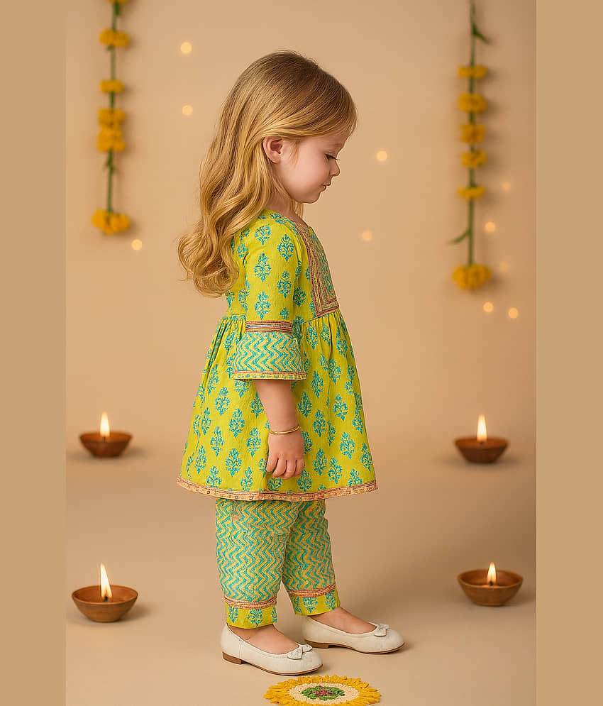 Arshia Fashions Girls Cotton Blend Kurti with Salwar ( Pack of 1 , Yellow ) view 2