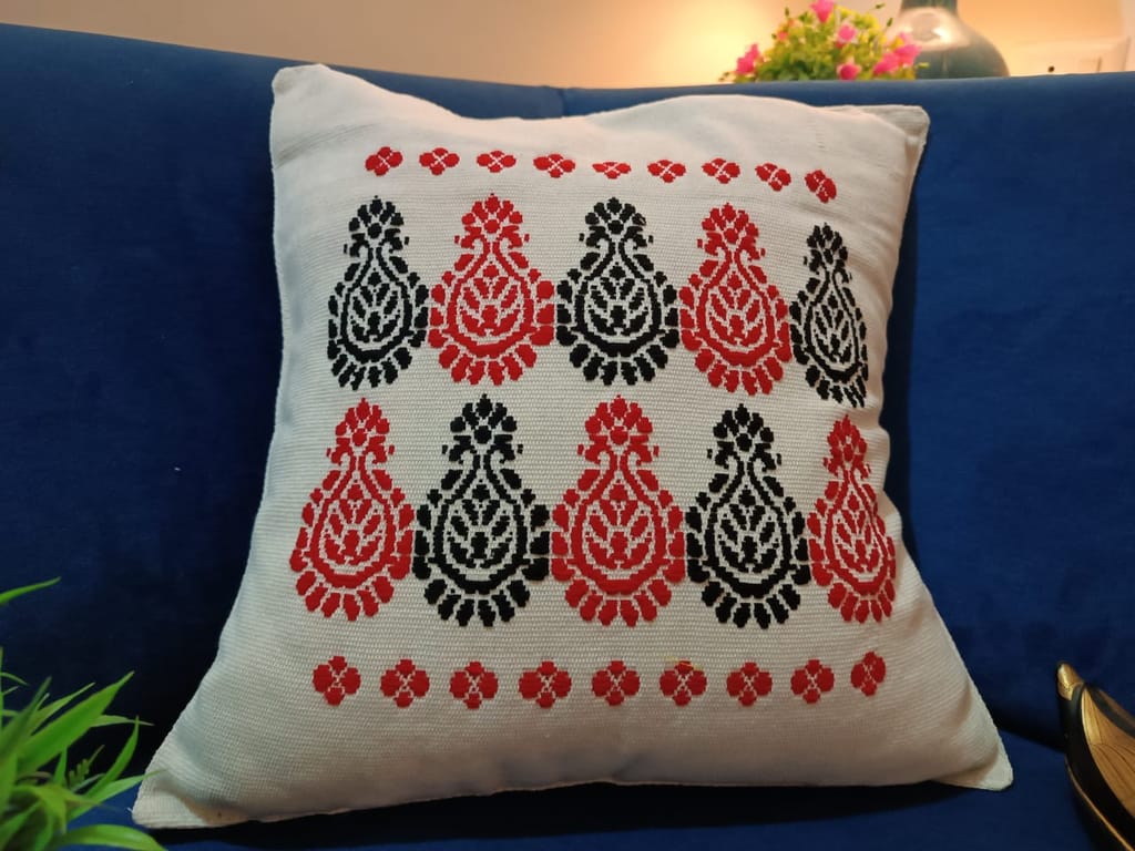 Luxury Hand Embroidered Decorative Throw Pillow Cover With Insert