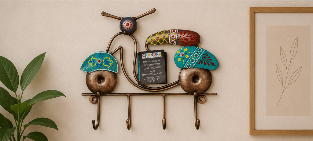 CHANDRA Handicraft Scooter Wall-Mounted Key Holder with 4 Hooks view 2