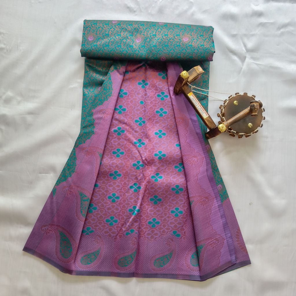 Kubera Silk Cottton Saree with Blouse - Green color view 2