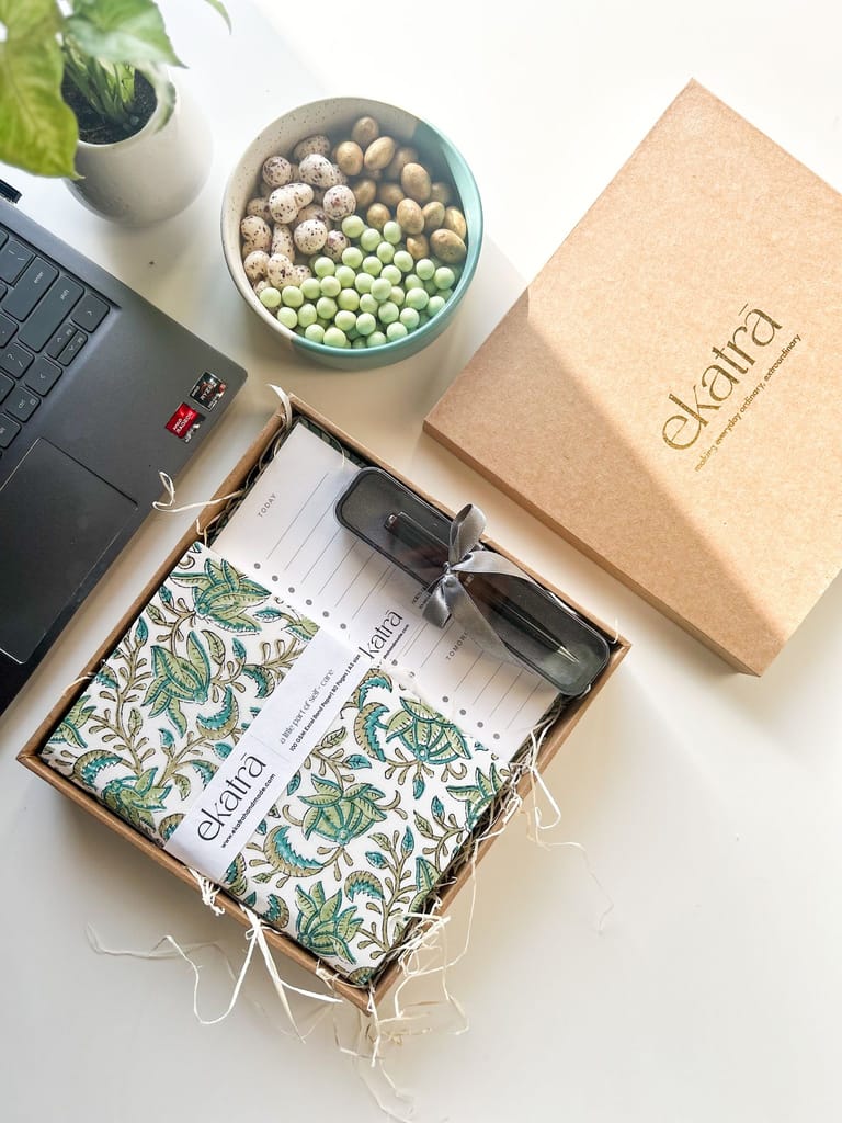 Sustainable Productivity Gift hamper by Ekatra - Green Floral view 2