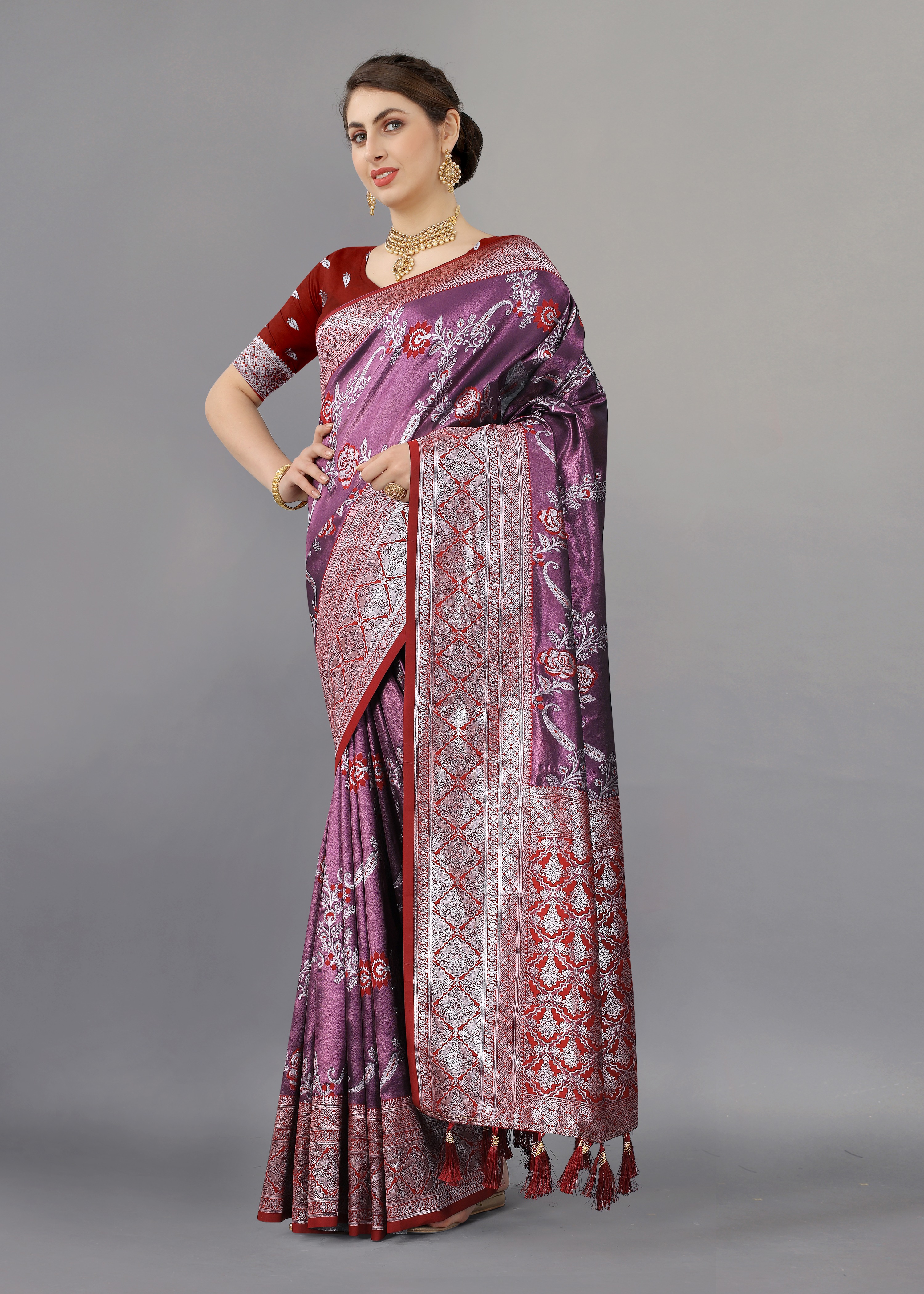 Yavira silk Women's Purple Handwoven Silk Blend Saree view 2