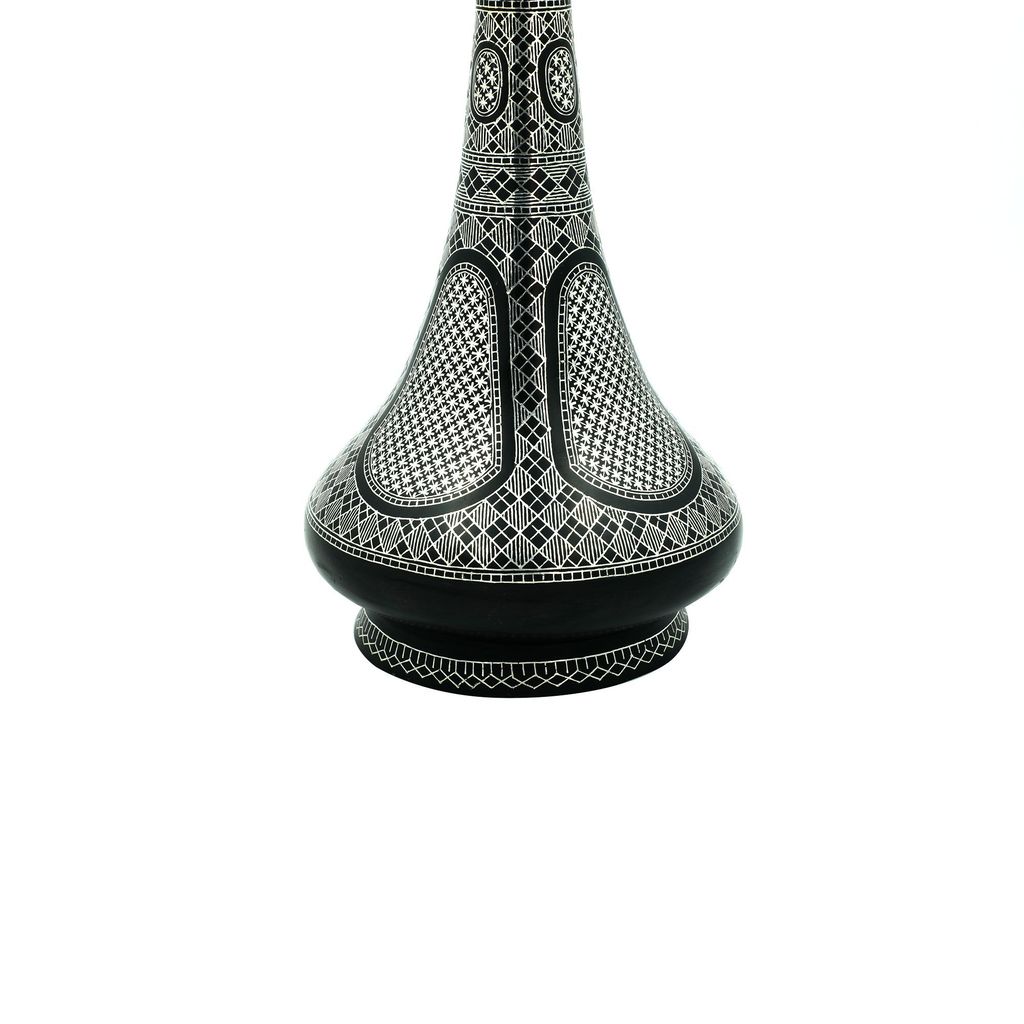 Bidri Shahnai Vase-Sheet Work view 2
