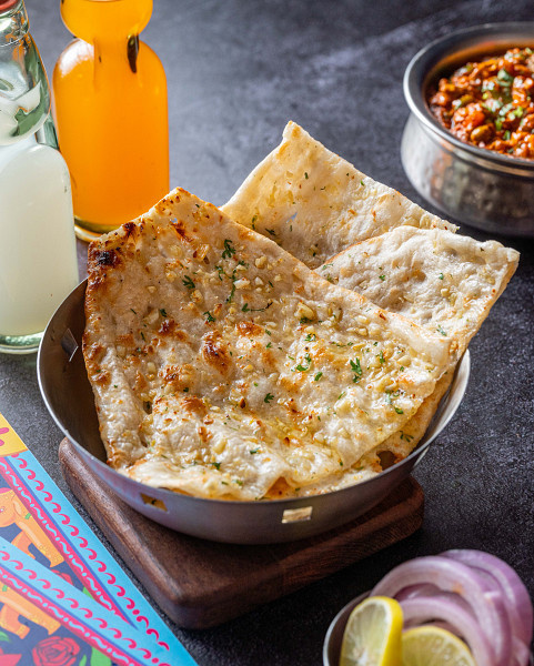 Butter garlic naan