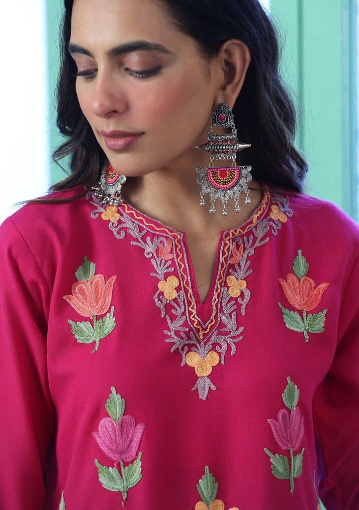 HOC Crafts Aari Embroidered Cotton Solid Women's Long Kurta - Pink view 2
