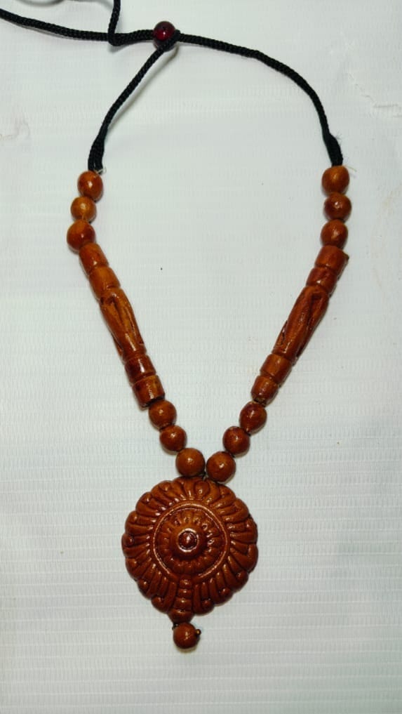 Terracotta Necklace view 2