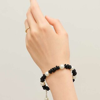 Techiefox Stylish Pearl and Black Beaded Bracelet Trendy Adjustable Chain Bracelet with Heart Clasp for Women view 2