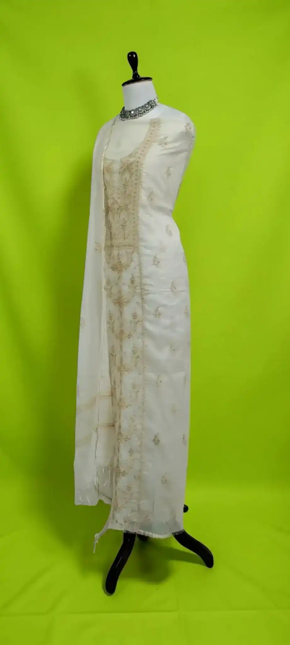 Lucknow Chikankari Hand-Embroidered Mul Cotton Dress Material view 2