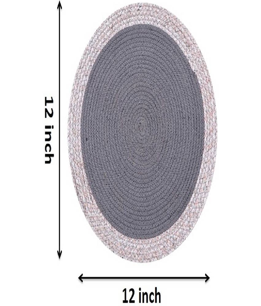 LADLI JEE Cotton Solid Round Table Mats ( 31 cm x 31 cm ) Pack of 2 - Gray view 2